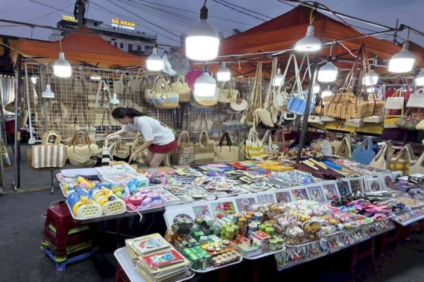 chợ đêm an thương