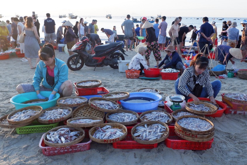 Chợ cá mân thái