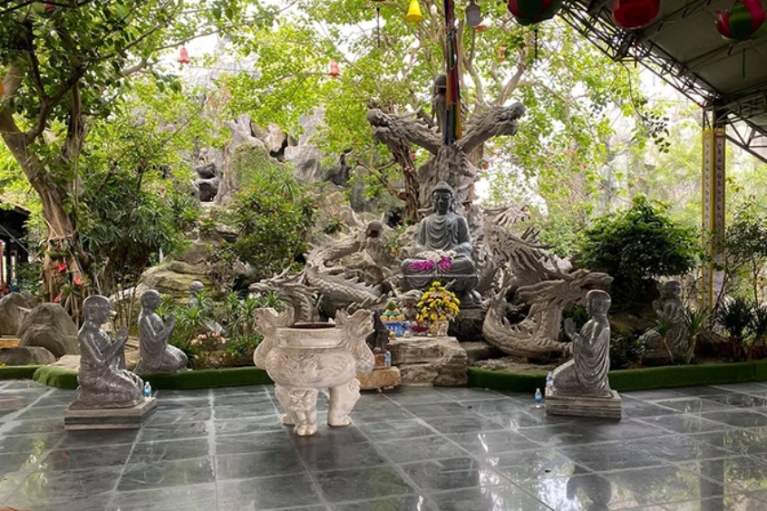 Tên gọi khác là đà sơn tự