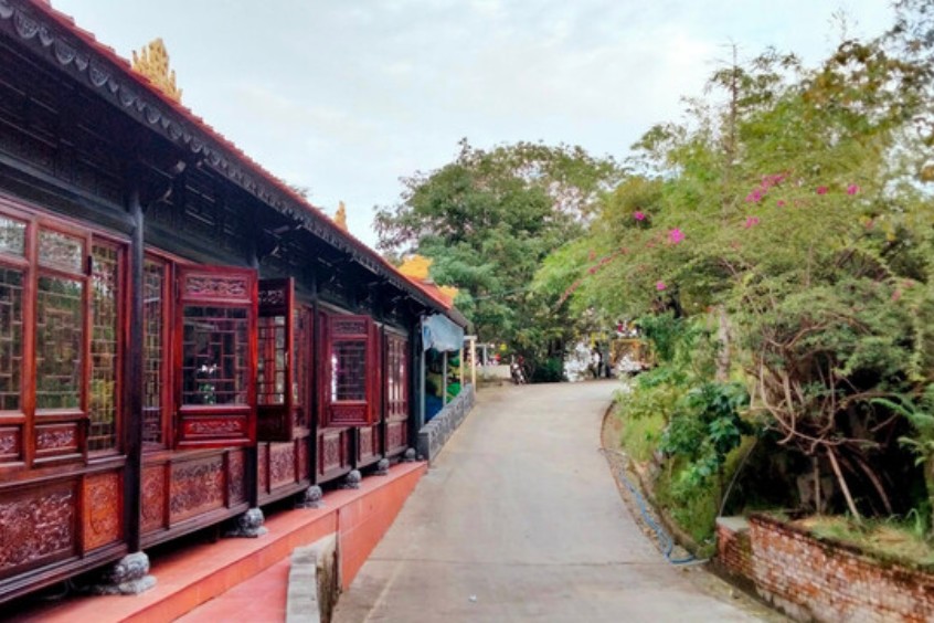 không gian thanh tịnh tại chùa