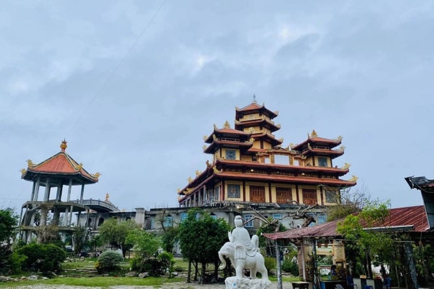 pháp hội đường 