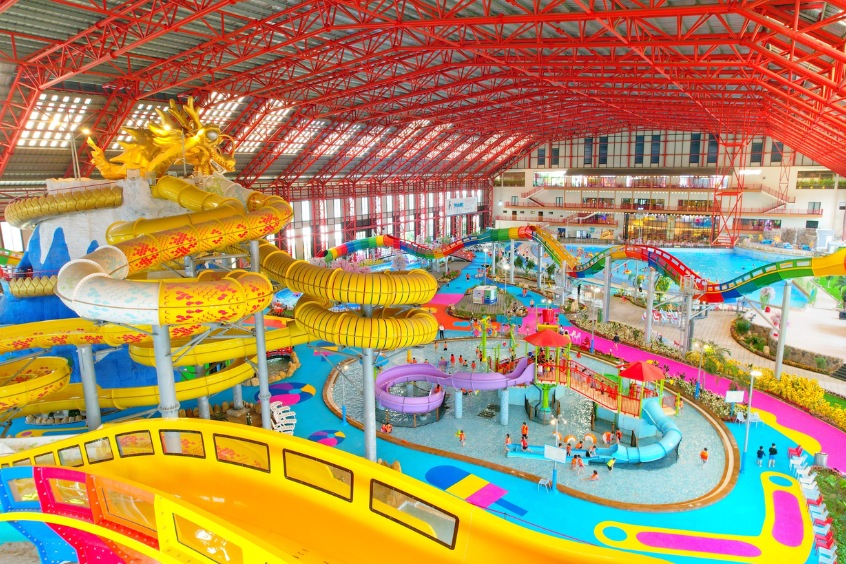 đường trượt rồng tại công viên nước đà nẵng mikazuki water park 365