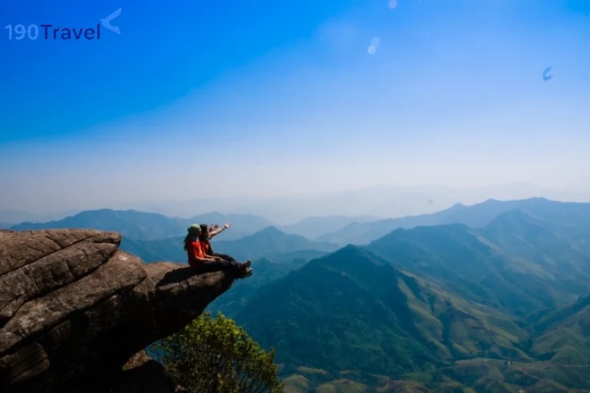 mỏm đá cụ rùa