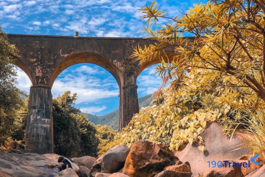 cầu vòm đồn cả