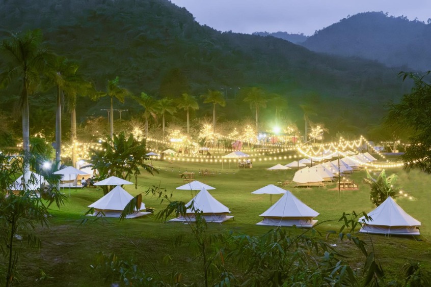 Tuấn Lê Glamping là điểm đến lý tưởng cho những người yêu thích sự yên tĩnh bên dòng suối