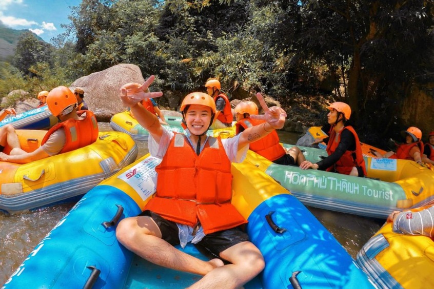 Trượt thác tại Hòa Phú Thành&nbsp;