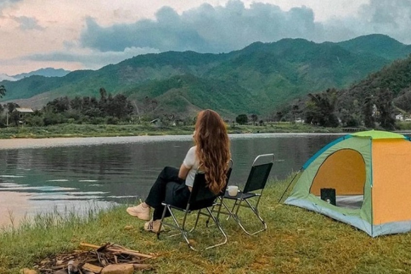 Tận hưởng khoảng lặng bình yên, 'tái tạo' năng lượng bên dòng sông Cu Đê thơ mộng