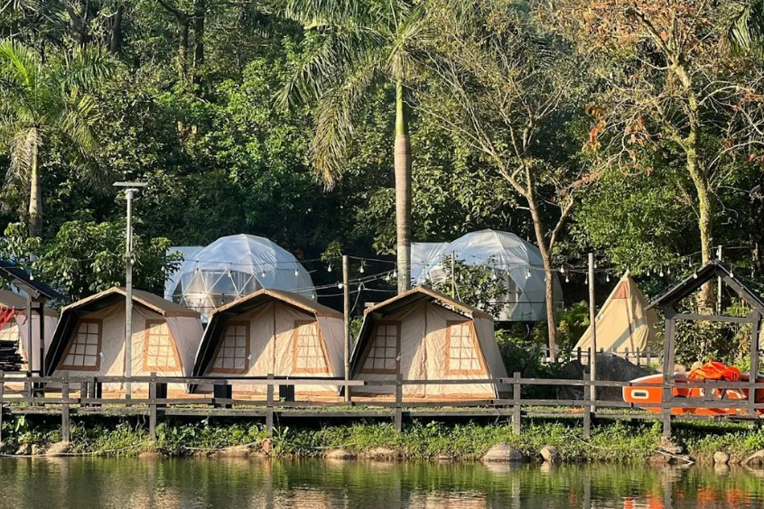 Toàn cảnh khu nhà nghỉ dưỡng tại khu du lịch sinh thái Lái Thiêu Đà Nẵng xanh mát