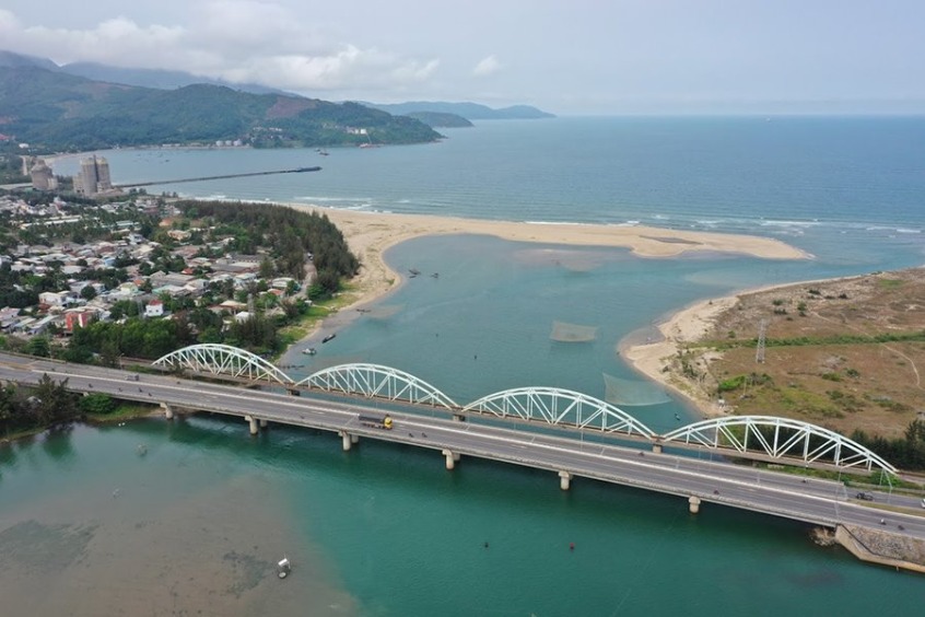 cầu nam ô đà nẵng