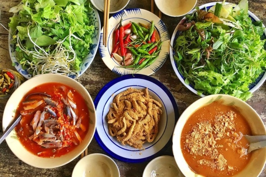 Gỏi cá Nam Ô trứ danh