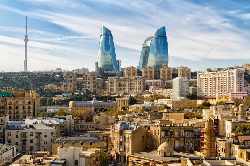 Kinh nghiệm du lịch Azerbaijan - Khám phá thủ đô Azerbaijan, với ba tòa tháp Flame Towers