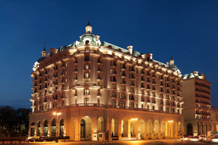 Khách sạn Four Seasons Hotel Baku sang trọng với kiến trúc cổ điển Pháp
