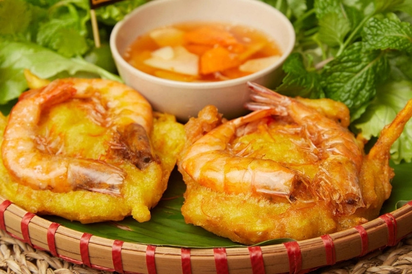 Bánh tôm Hồ Tây hương vị mộc mạc nhưng đủ làm say lòng thực khách phương xa