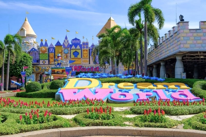 Dream World Bangkok với vô vàn trò chơi hấp dẫn