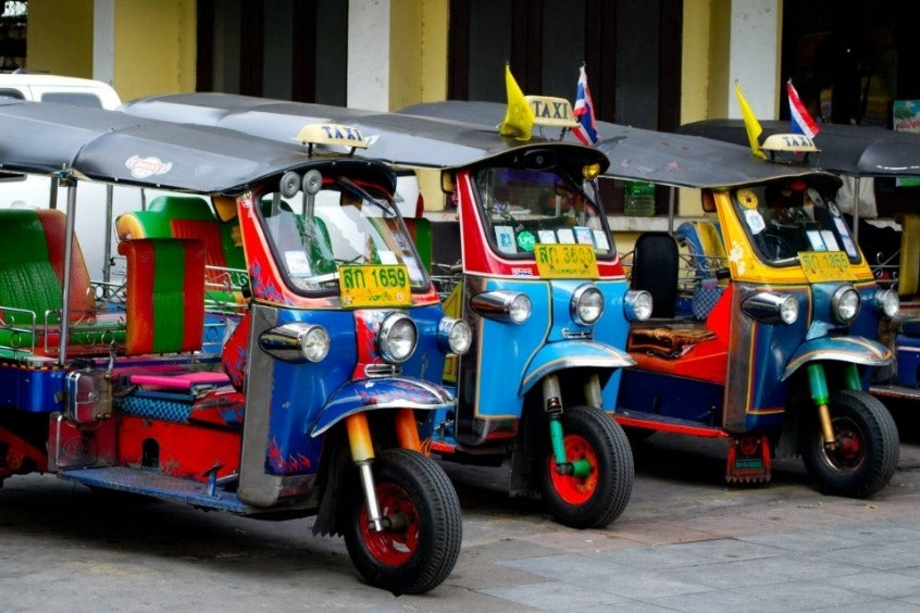 Xe tuk tuk ảnh xe tuk tuk đặc trưng của đường phố Phuket