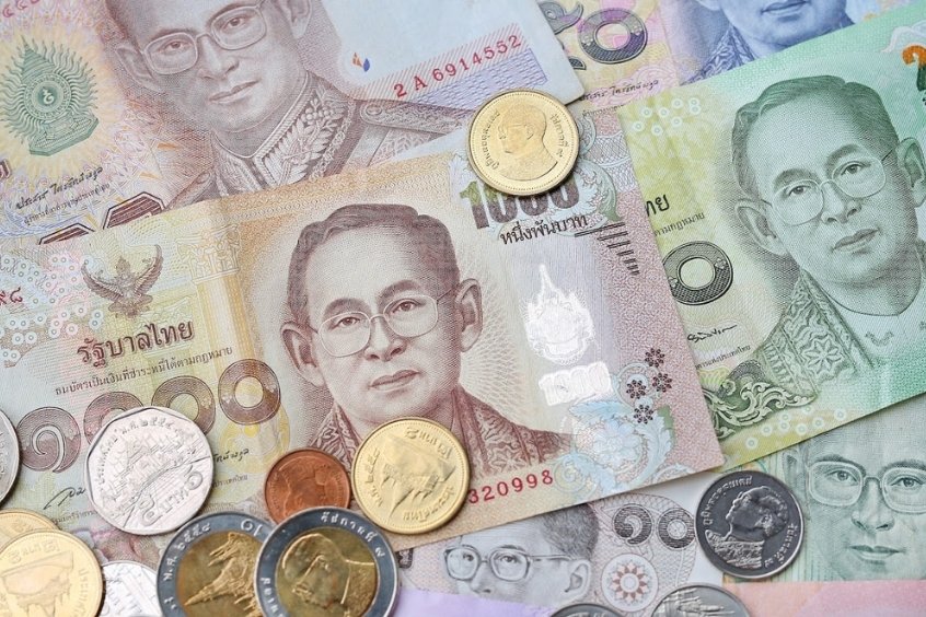 Tiền Baht Thái là vật bất ly thân khi vi vu du lịch xứ sở chùa Vàng