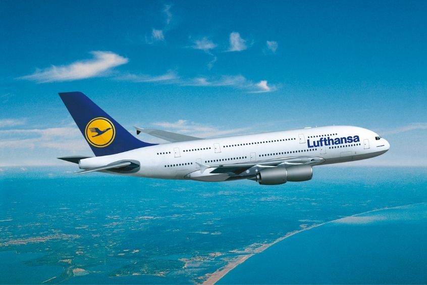 Lufthansa biểu tượng cho hành trình di chuyển đến Romania