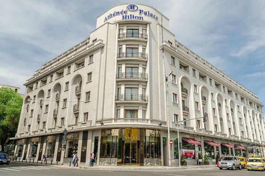 Khách sạn Athénée Palace Hilton sang trọng ở trung tâm Bucharest, Romania