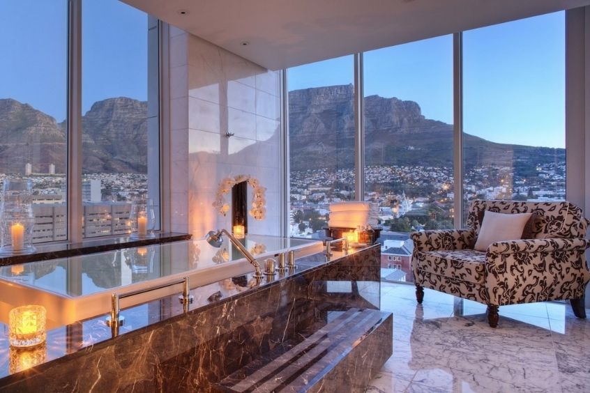 Taj Cape Town là khách sạn sang trọng 