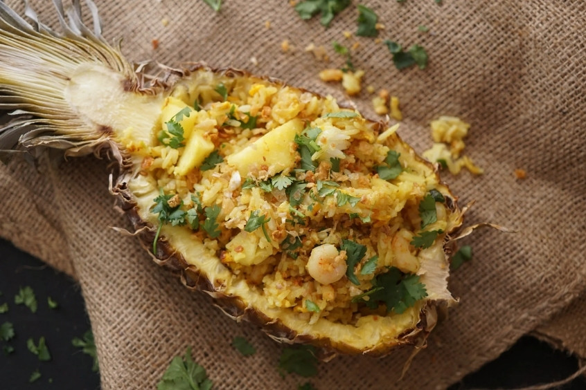 Khao Pad Sapparod - Cơm chiên dứa Thái ngọt nhẹ, hấp dẫn mọi thực khách