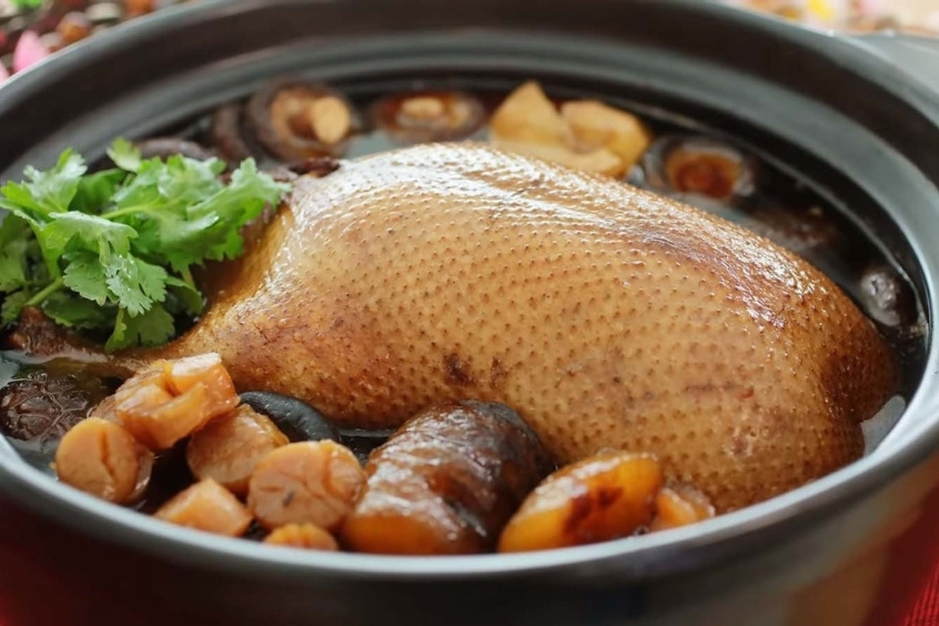 Vịt Hầm Bát Bảo hương vị đậm đà, kết hợp 8 loại gia vị tinh túy