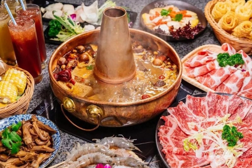 Lẩu Mông Cổ kiểu Bắc Kinh, hay còn gọi là lẩu cừu