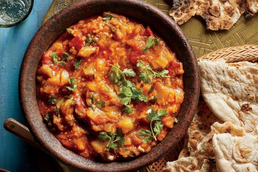 Zaalouk salad cà tím nghiền cay, món khai vị đặc trưng của Marrakech