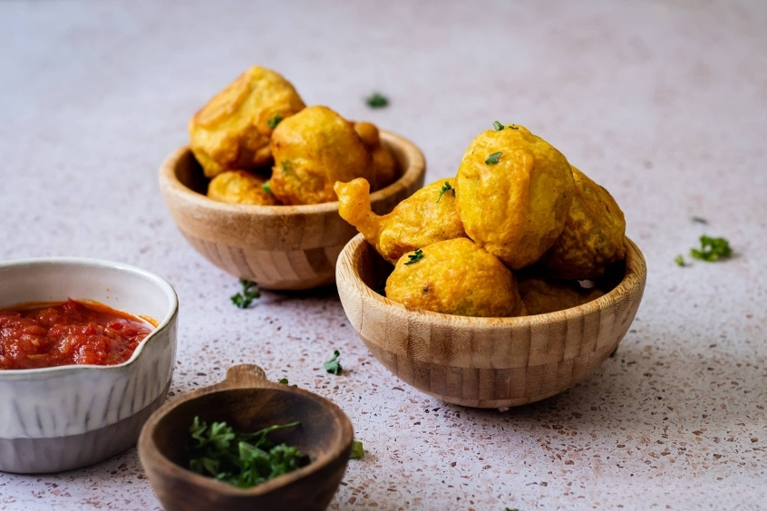 Bánh khoai tây chiên Makouda là món ăn vặt của Marrakech