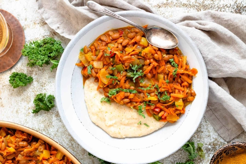 Chakalaka & Pap - Món ăn dân dã với rau xào cay và bột ngô trắng