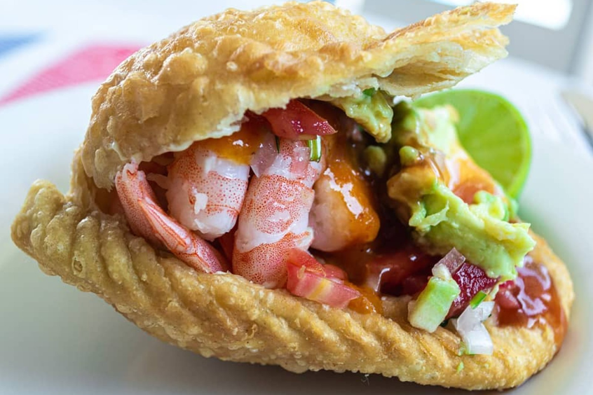 Empanadas de Mariscos – Hương Vị Hải Sản Tươi Ngon