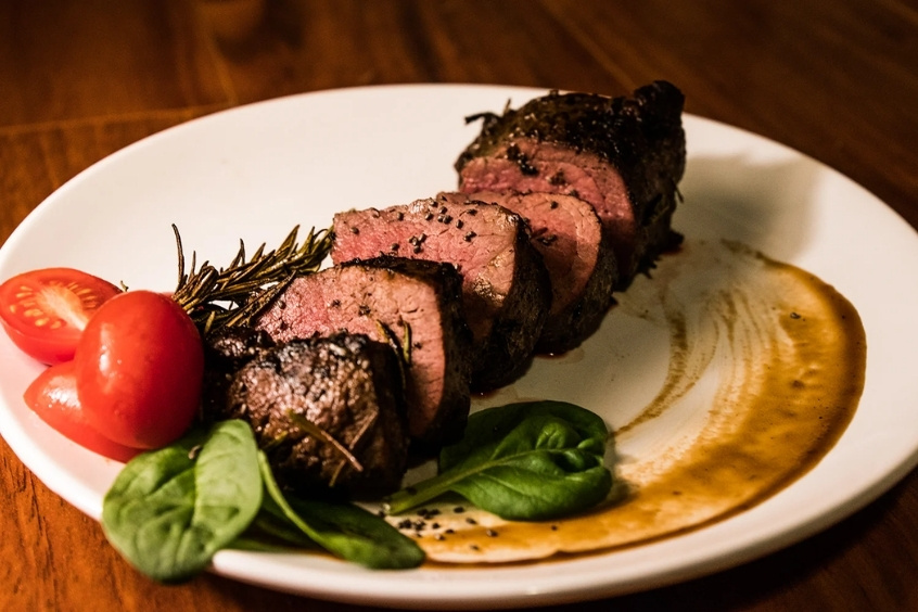 Thịt kangaroo nướng than hấp dẫn du khách khi đến Sydney