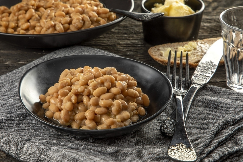 Fèves au lard món đậu hầm đậm vị