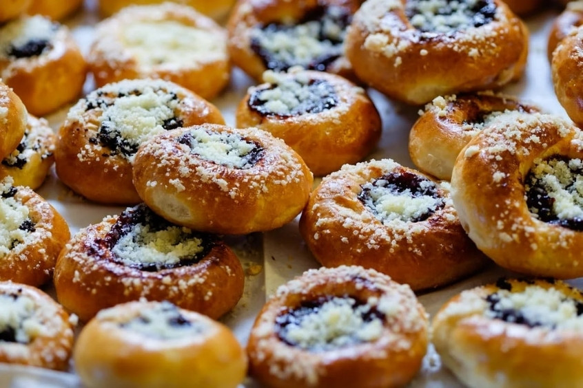 Koláče món bánh ngọt hấp dẫn với nhiều hương vị khác nhau