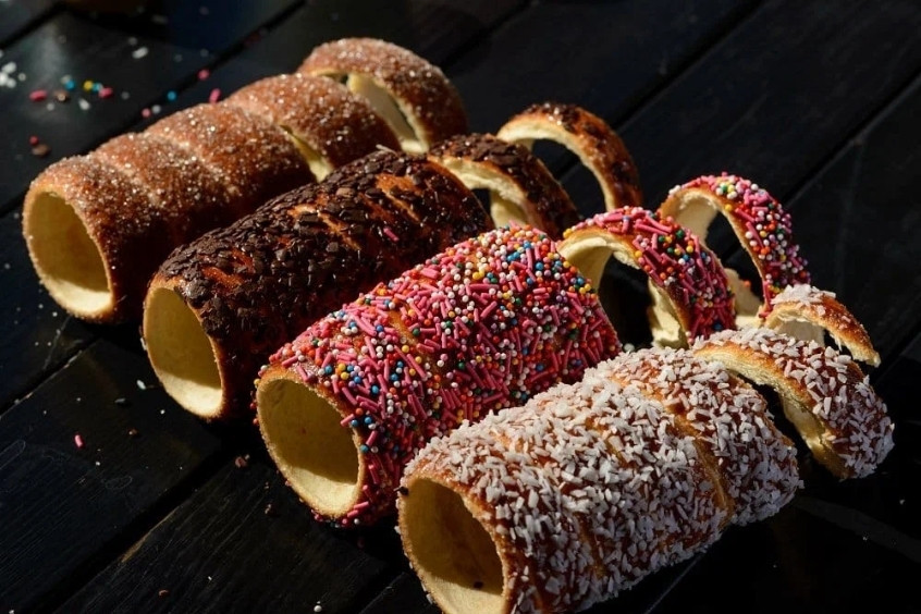 Trdelník món bánh ngọt đường phố nổi tiếng với hương vị khó cưỡng