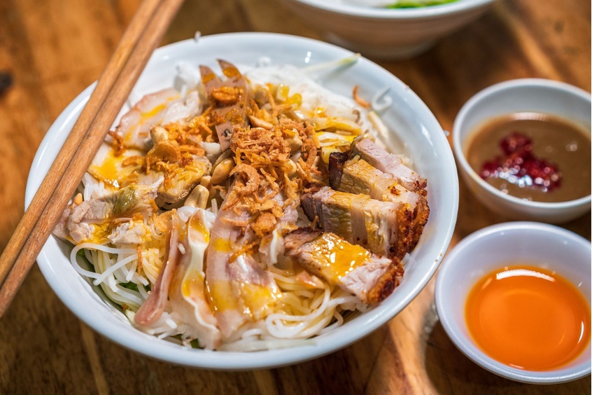 bún mắm nêm trần kế xương