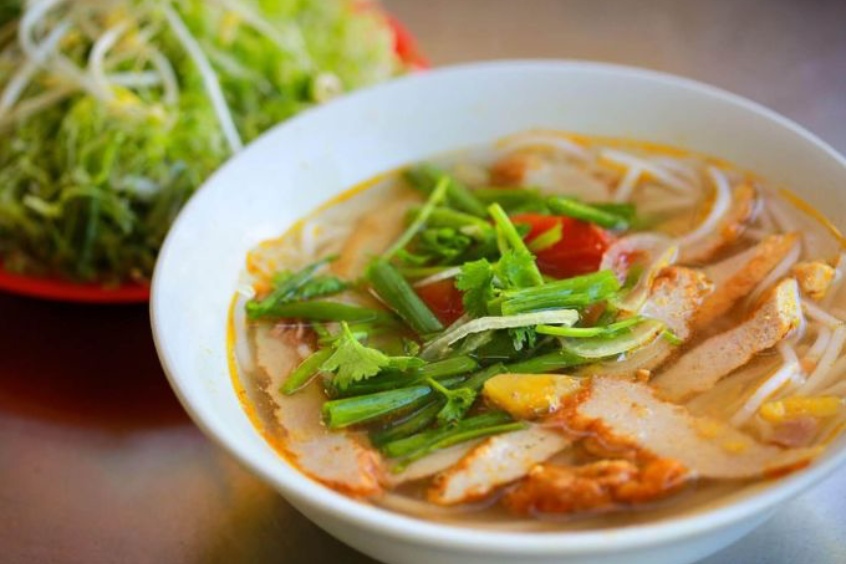 quán bún chả cá Bà Lữ