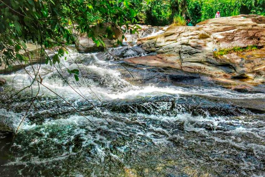 Thác trượt Tà Pứa