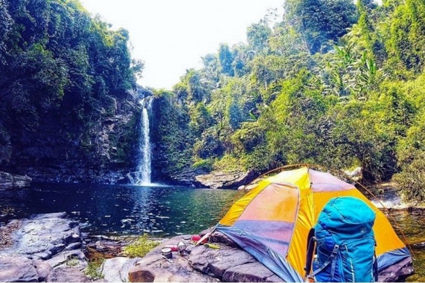 cắm trại tại giếng trời