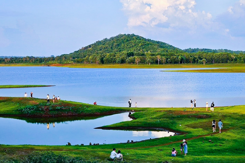 Khu du lịch Hồ Ea Kao