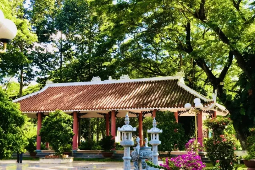 Khu di tích Gò Tháp