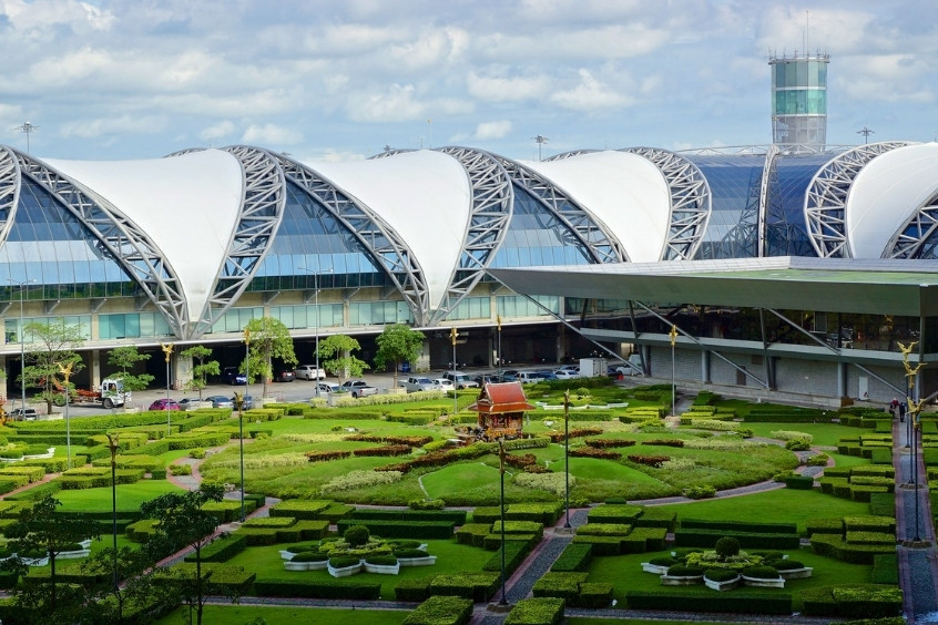 Sân bay Quốc tế Suvarnabhumi sân bay lớn và hiện đại của Thái Lan