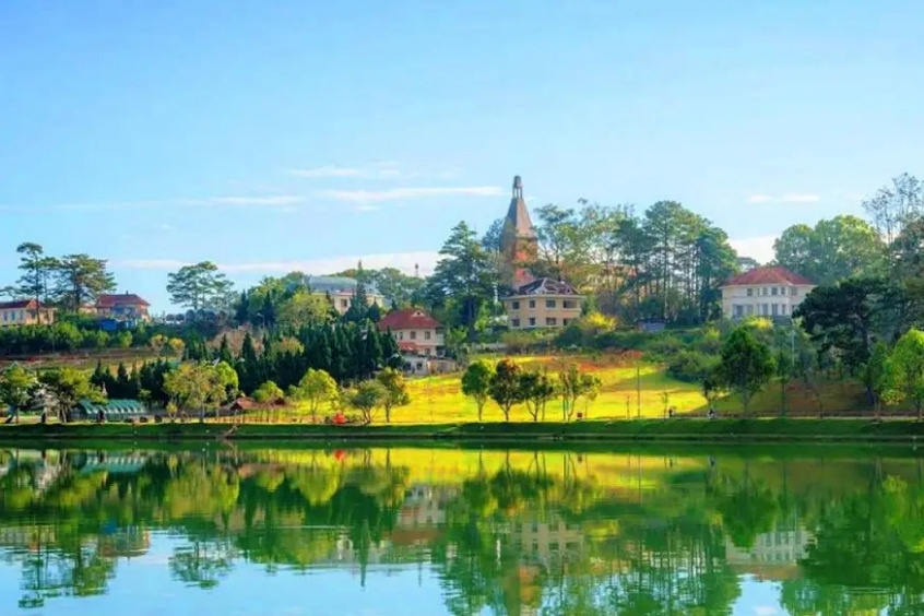 Hồ Xuân Hương Đà Lạt