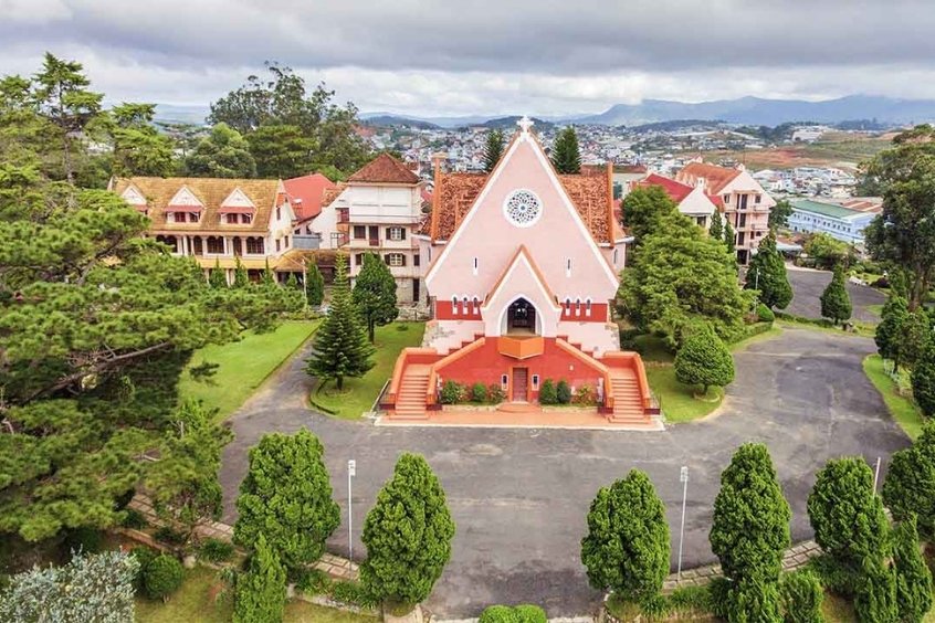 Nhà Thờ Domaine De Marie Đà Lạt