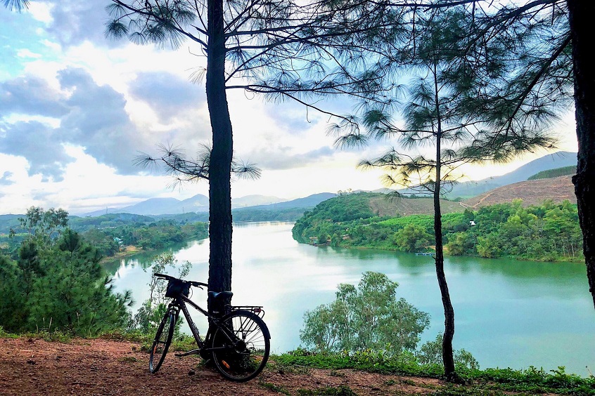 Đồi Thiên An – Điểm đến xanh mát giữa cố đô