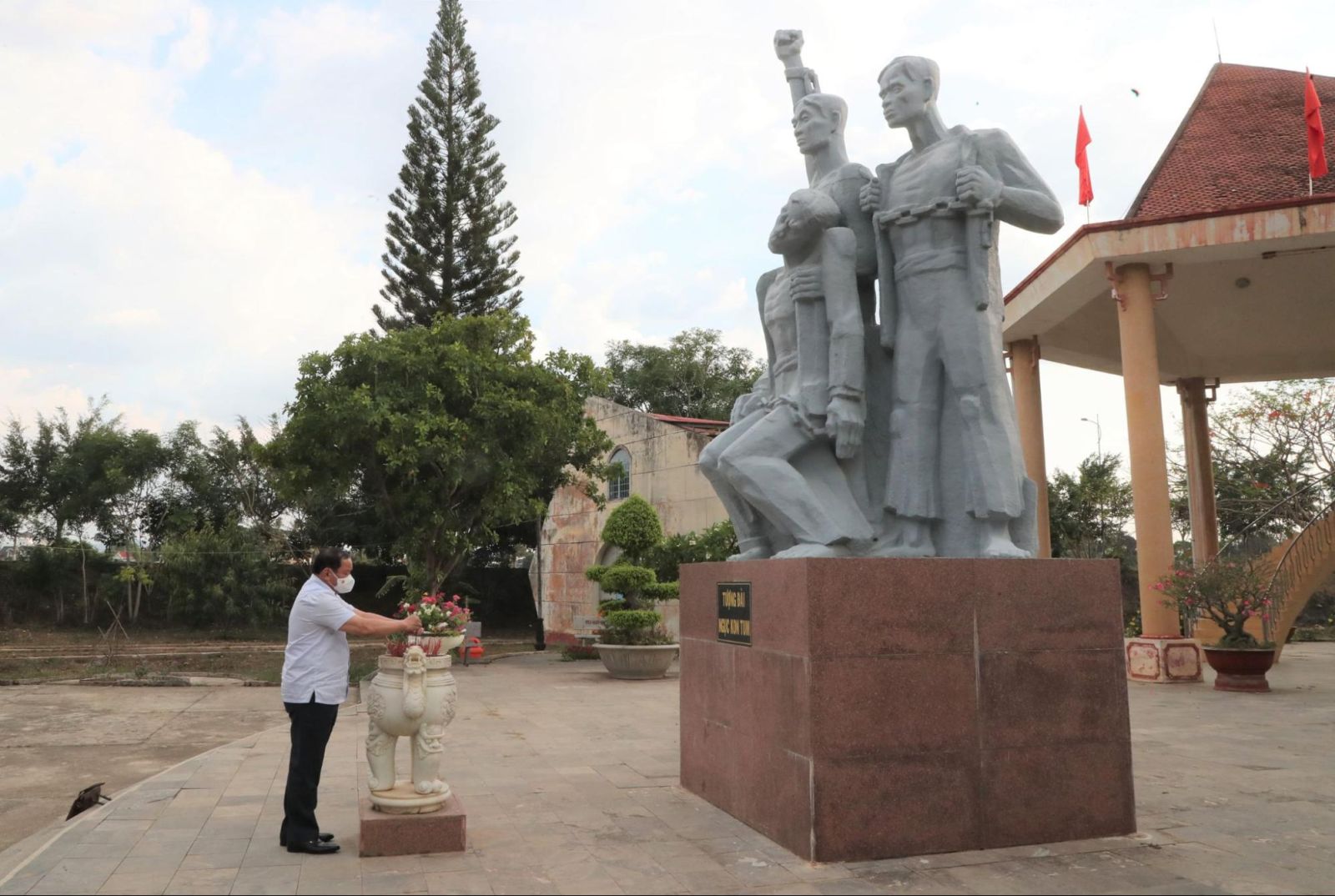 Di tích ngục Kon Tum – Nơi lưu giữ ký ức chiến tranh hào hùng (Ảnh: Internet).