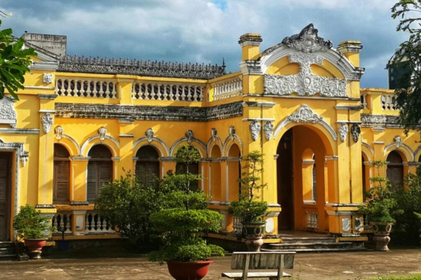 Dinh Đốc Phủ Hải