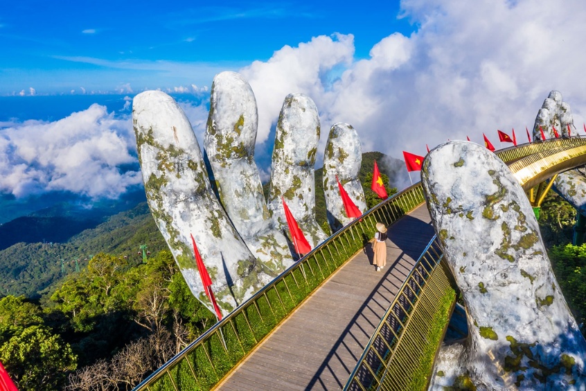 Du khách check-in tại Bà Nà Hills trong thời tiết nắng đẹp (Nguồn: Internet)