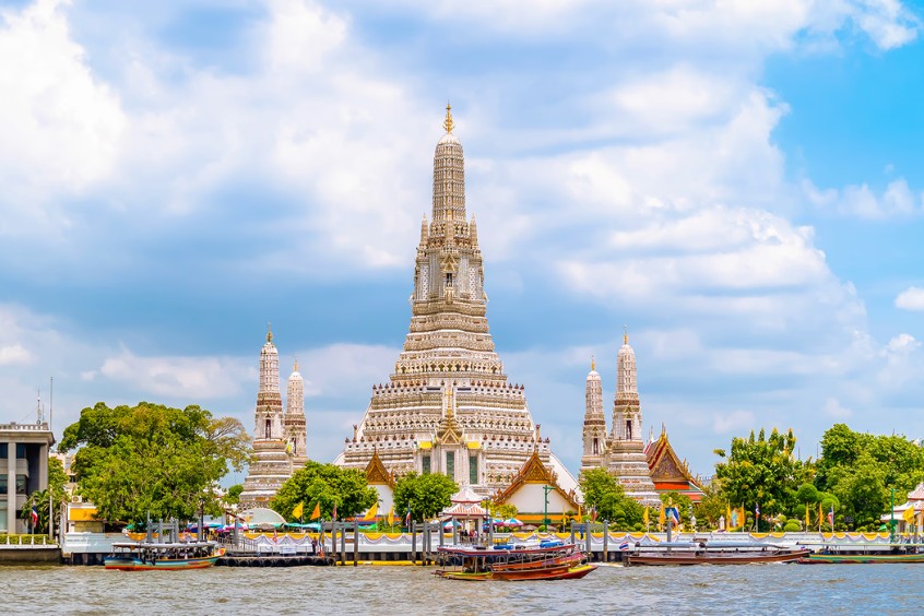  Cung điện Hoàng gia