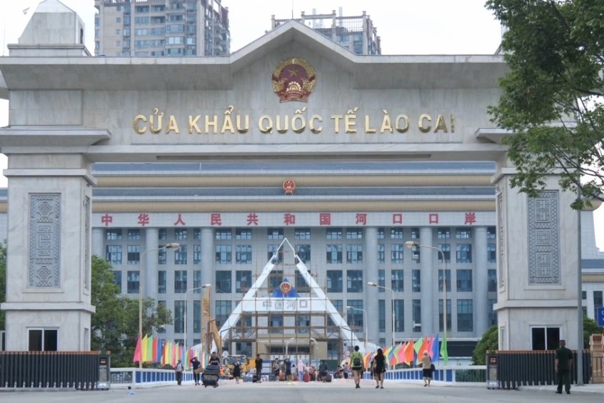 cửa khẩu quốc tế