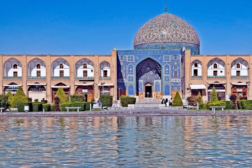 Nhà thờ Sheikh Lotfollah trong tour du lịch Iran